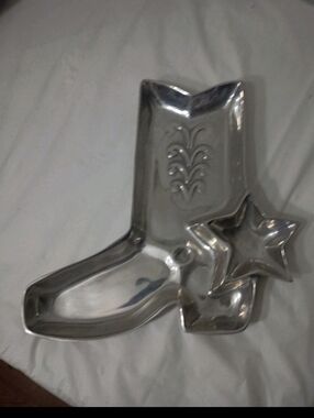 Large HOLLAND BOONE Alloy Pewter Western Cowboy Boot Star Center Piece